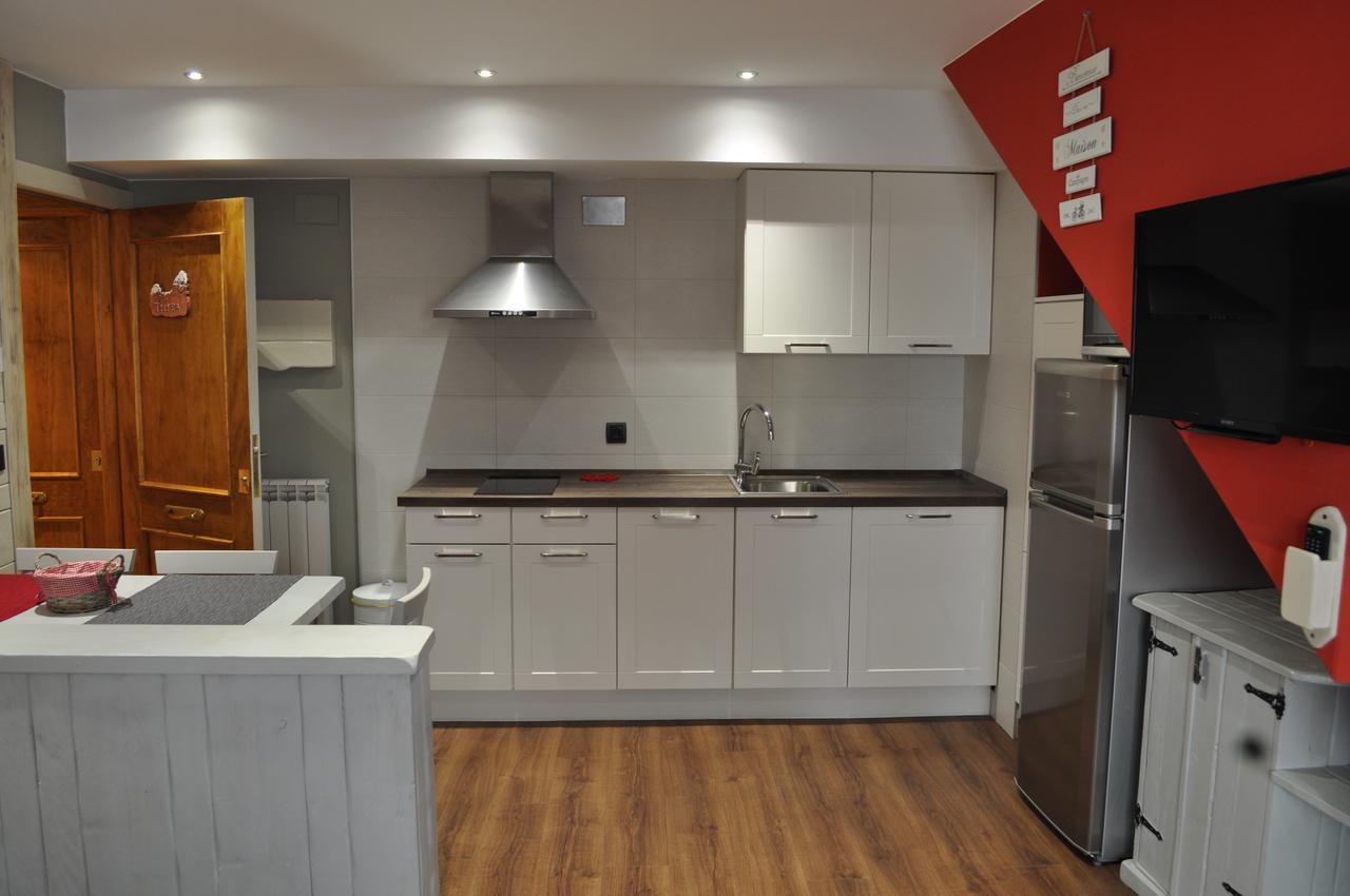 Apartamentos El Rincon De Andrea II Биескас Екстериор снимка