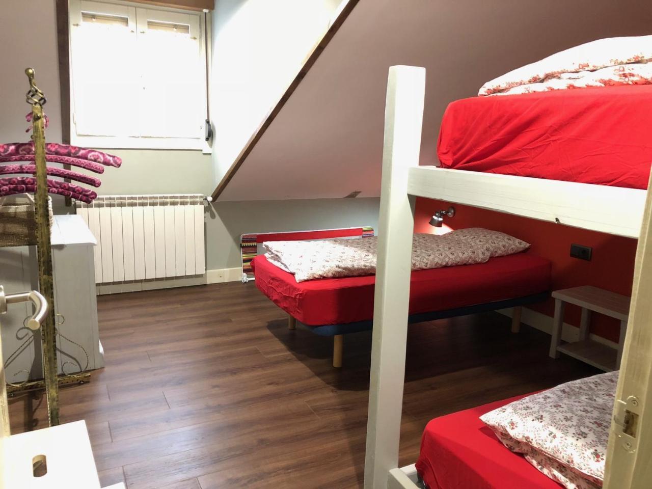 Apartamentos El Rincon De Andrea II Биескас Екстериор снимка