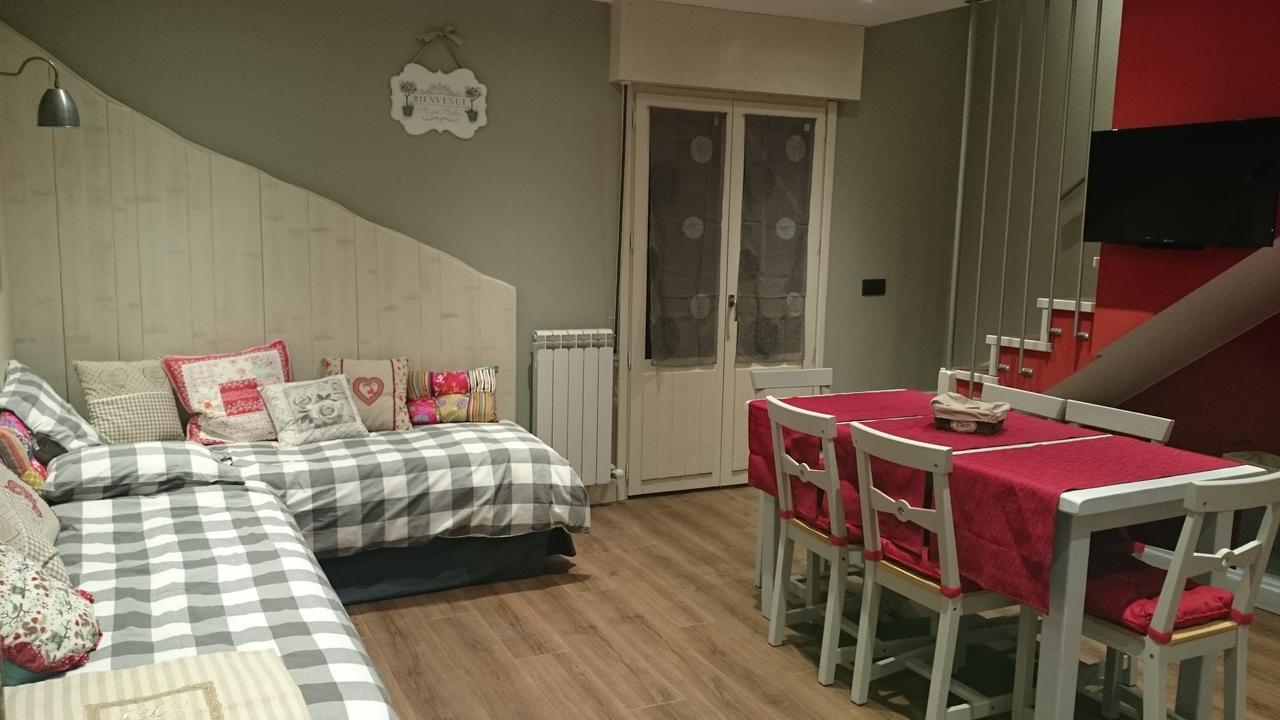 Apartamentos El Rincon De Andrea II Биескас Екстериор снимка
