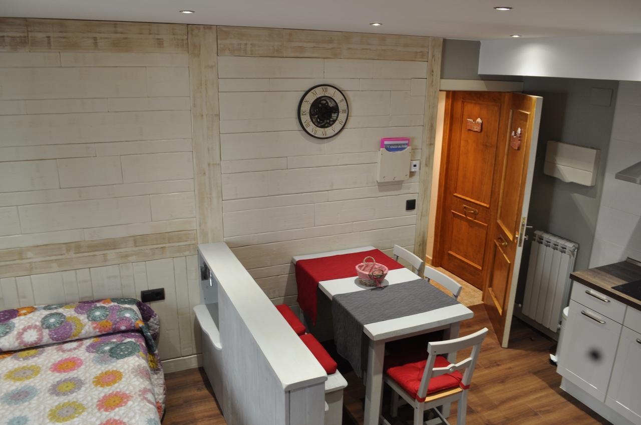 Apartamentos El Rincon De Andrea II Биескас Екстериор снимка