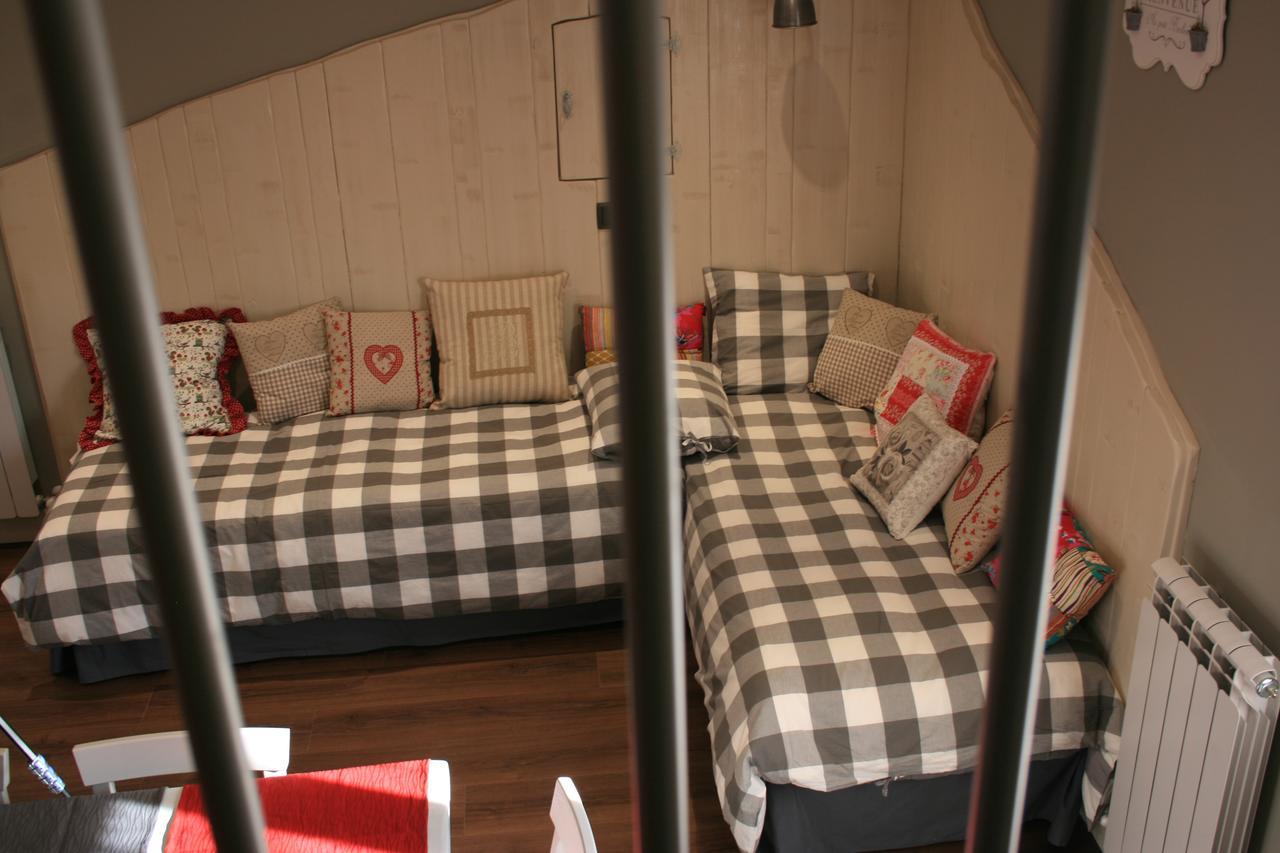 Apartamentos El Rincon De Andrea II Биескас Екстериор снимка