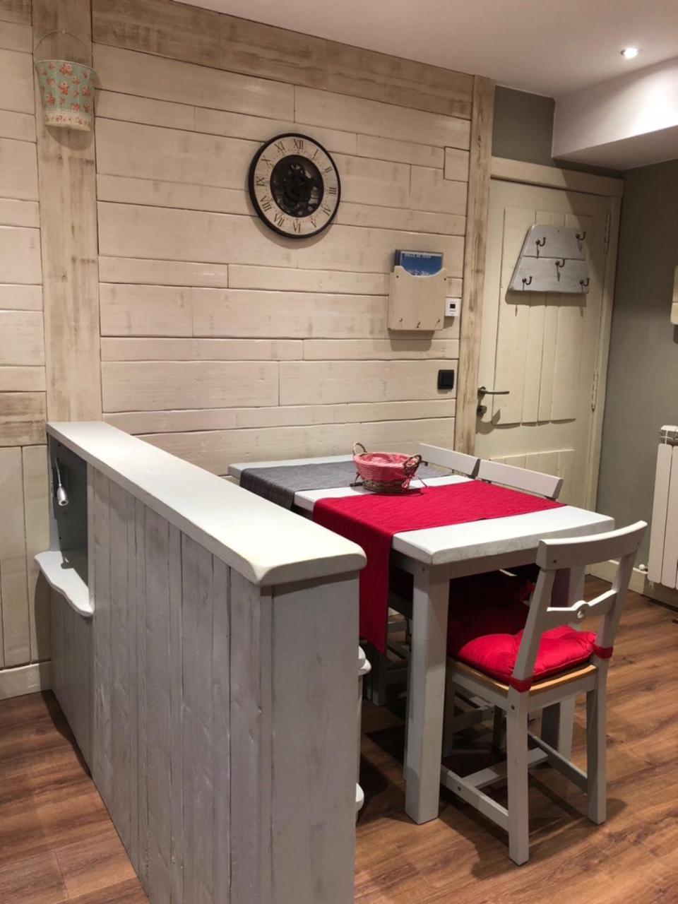 Apartamentos El Rincon De Andrea II Биескас Екстериор снимка