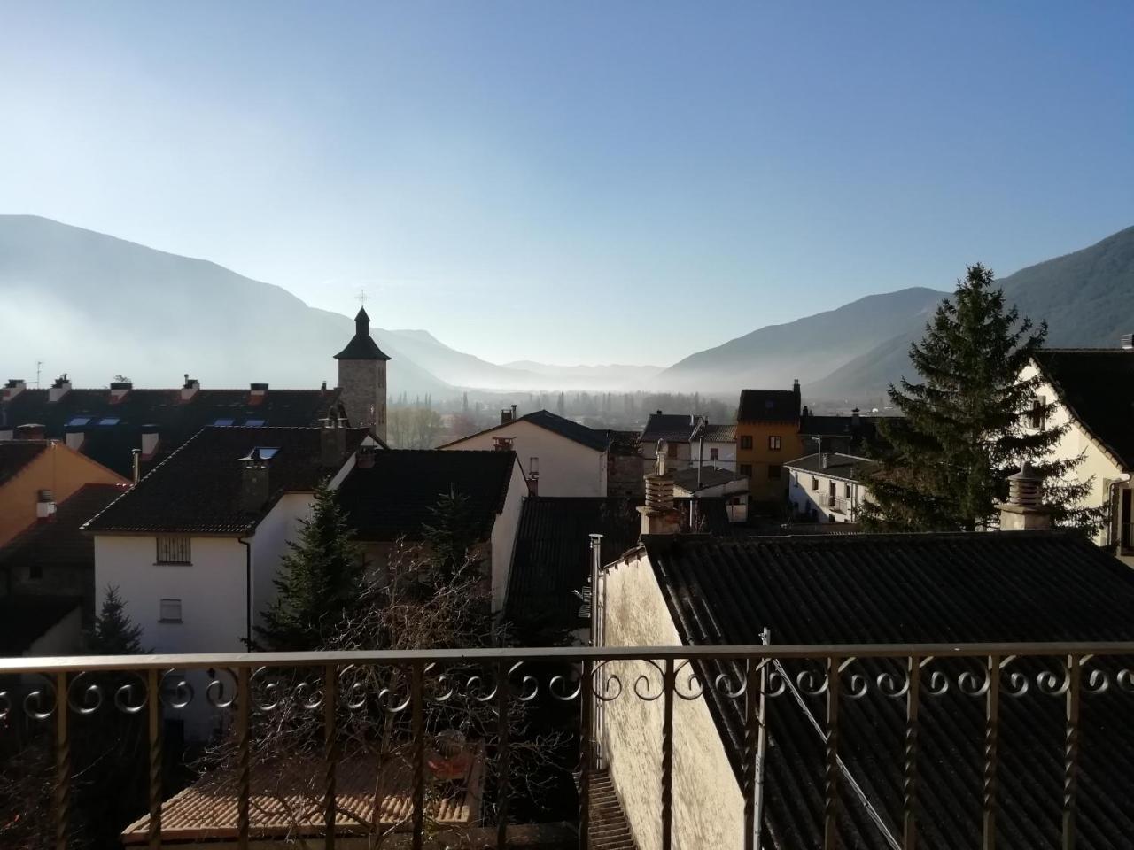 Apartamentos El Rincon De Andrea II Биескас Екстериор снимка