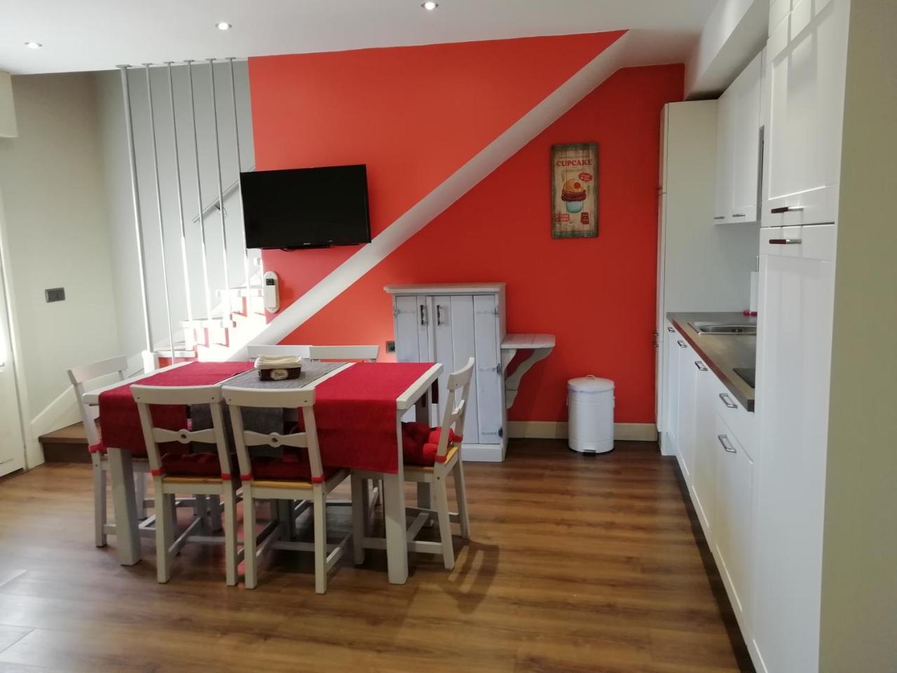Apartamentos El Rincon De Andrea II Биескас Екстериор снимка